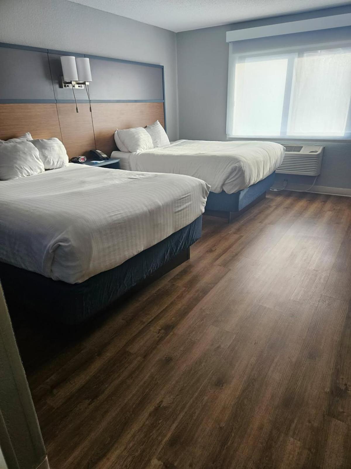 Americinn By Wyndham Albert Lea Buitenkant foto